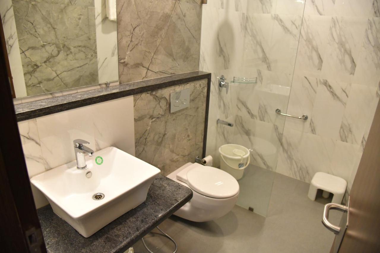 Hotel Prince Residency Bhuj Exterior foto
